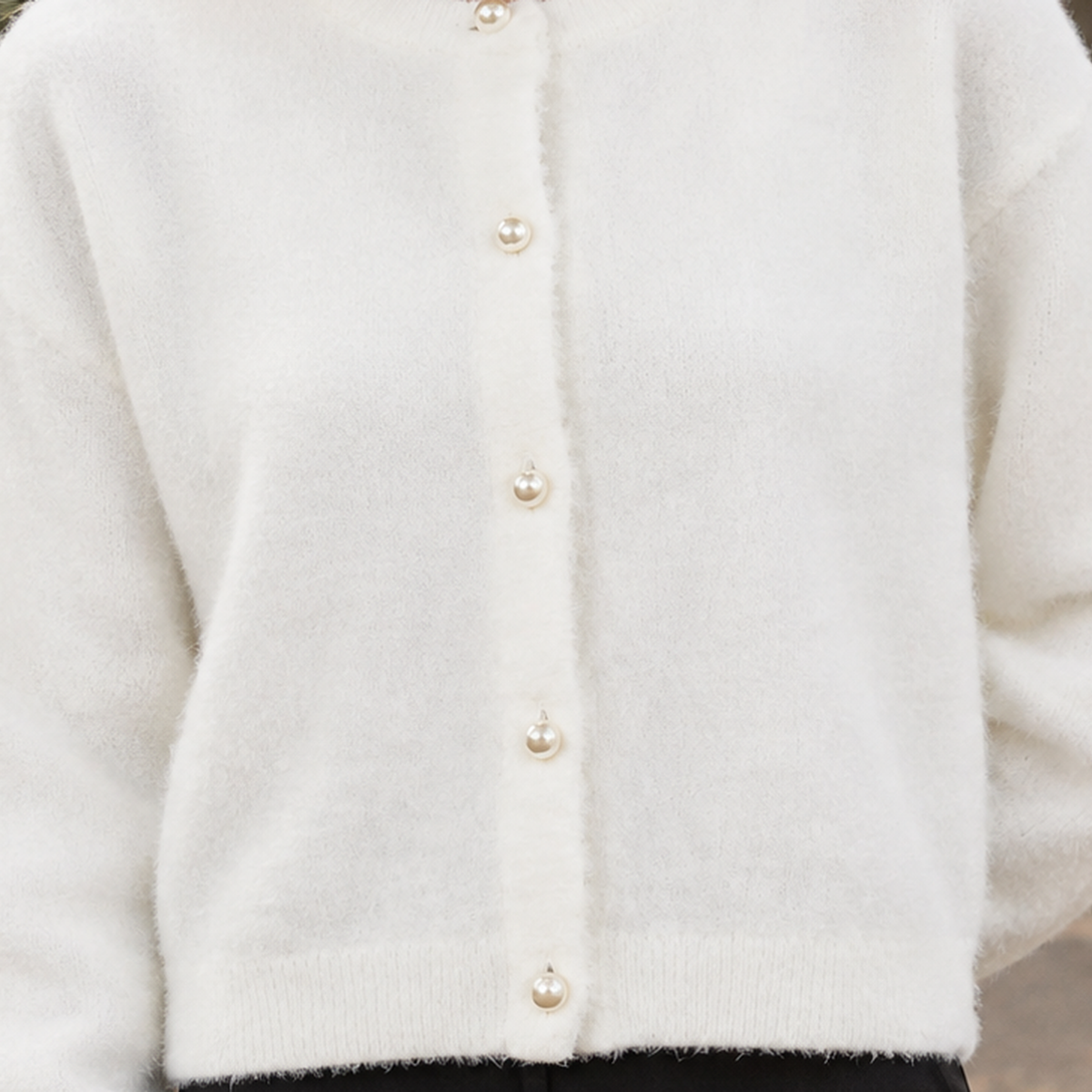 Cardigan Damen mit Knopfdetails und lockerer Passform | A&Z - 2 - Atelier-Zofia