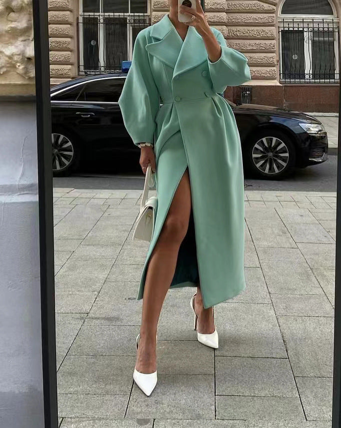 Mantel Damen blau tailliert mit langen Ärmeln und Schlitz - 2 - Atelier-Zofia