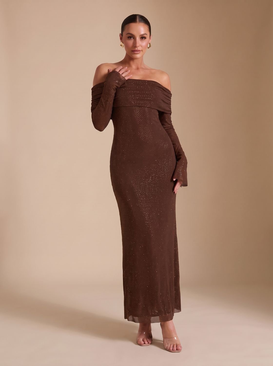 Maxikleid Damen braun figurbetont mit schulterfreiem Schnitt - 2 - Atelier-Zofia