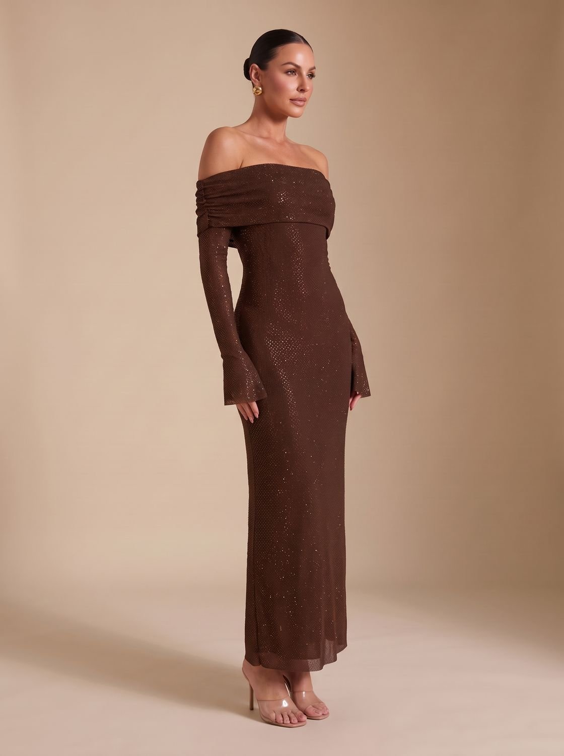 Maxikleid Damen braun figurbetont mit schulterfreiem Schnitt - 4 - Atelier-Zofia