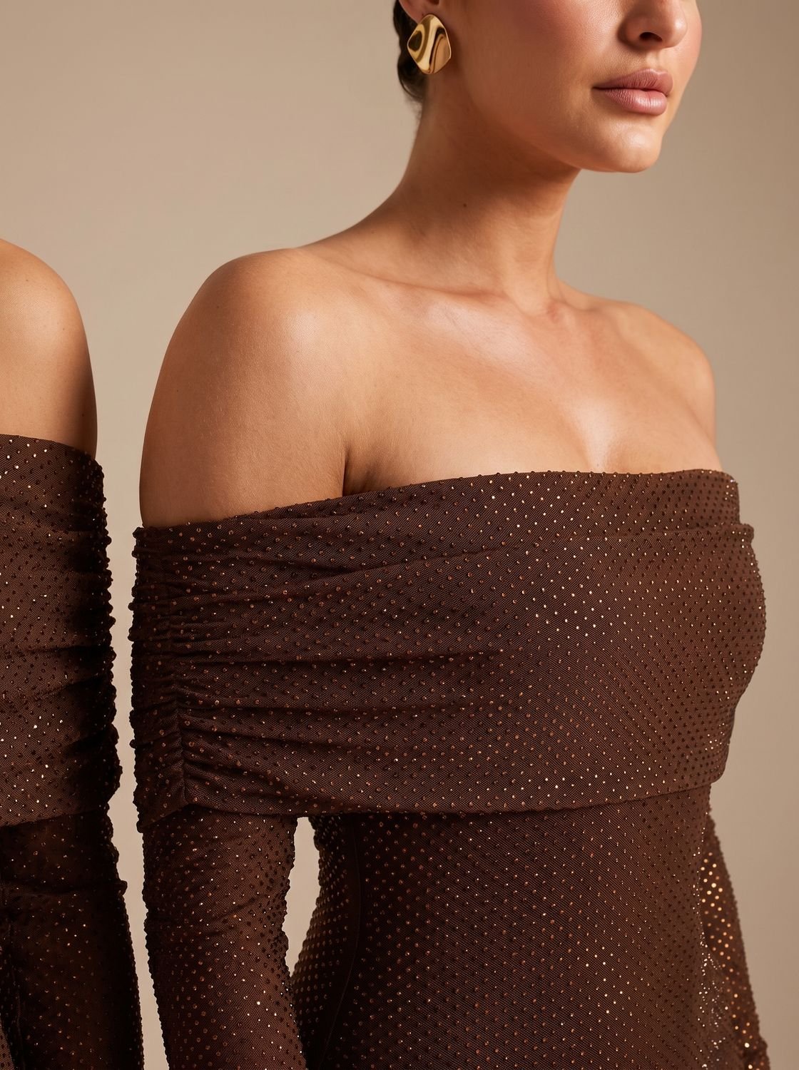 Maxikleid Damen braun figurbetont mit schulterfreiem Schnitt - 10 - Atelier-Zofia