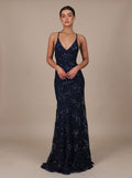 Abendkleid Damen dunkelblau figurbetont mit V-Ausschnitt und Spaghettiträgern - 1 - Atelier-Zofia