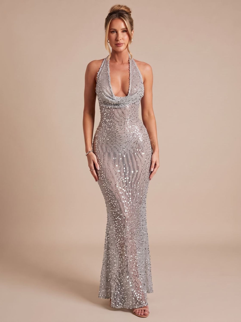 Maxikleid Damen silber figurbetont mit Halterneck - 6 - Atelier-Zofia