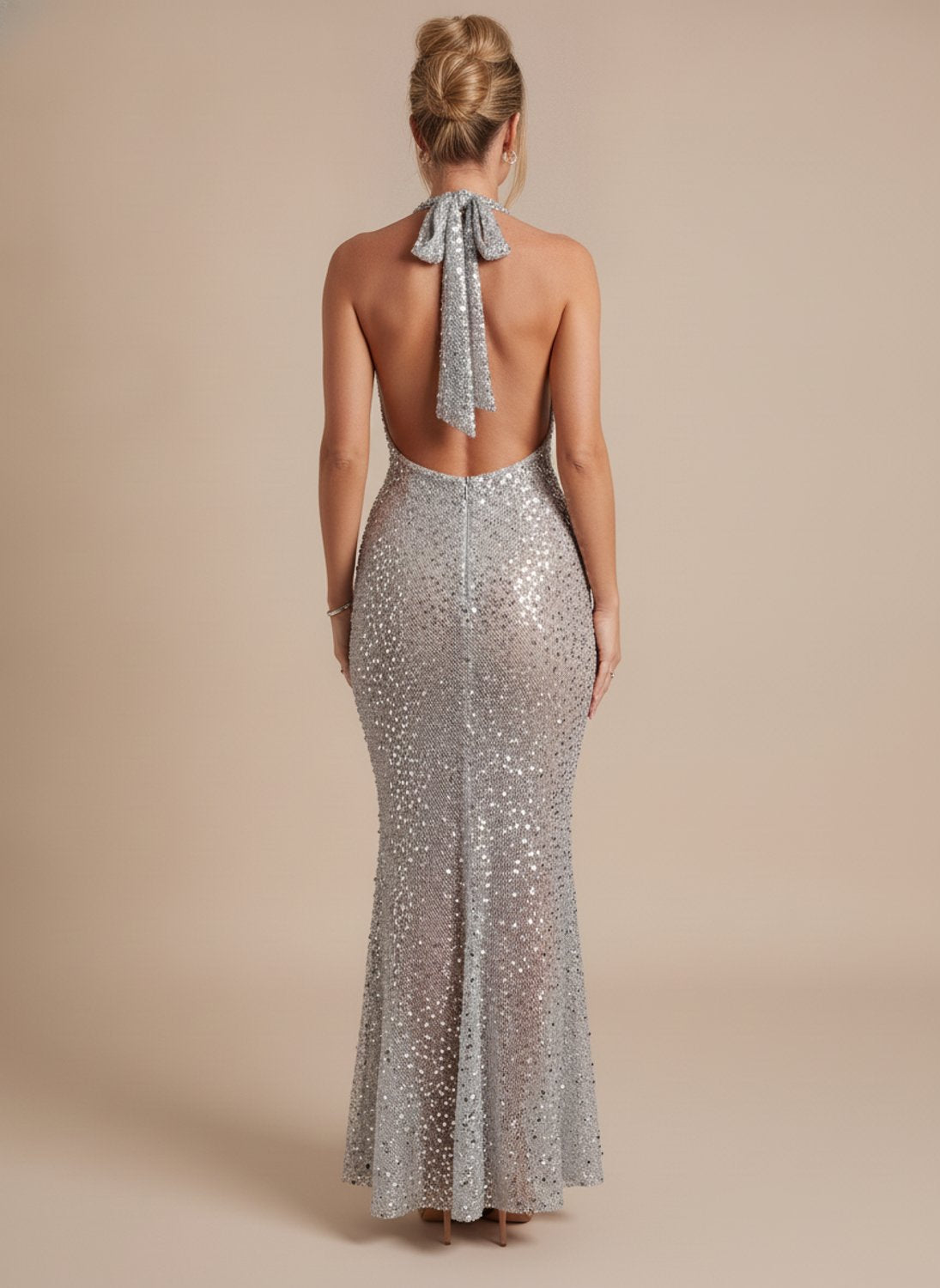 Maxikleid Damen silber figurbetont mit Halterneck - 7 - Atelier-Zofia