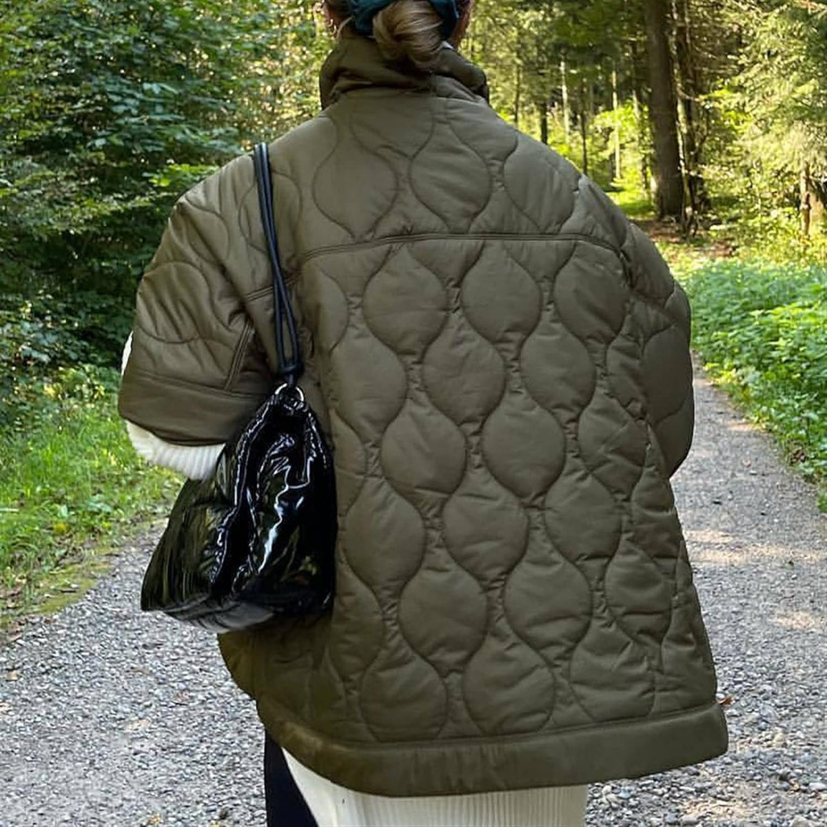 Jacke Damen olivgrün oversized mit Steppung - 3 - Atelier-Zofia