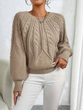 Pullover Damen beige mit lockerer Passform und Zopfmuster - 2 - Atelier-Zofia