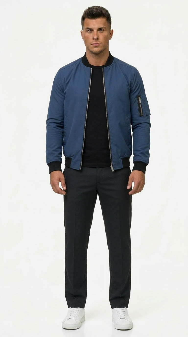 Bomberjacke Herren blau schlank mit praktischer Ärmeltasche - 1 - Atelier-Zofia