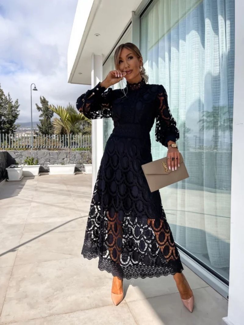 Maxikleid Damen schwarz figurbetont mit langen Ärmeln und transparenten Details - 1 - Atelier-Zofia