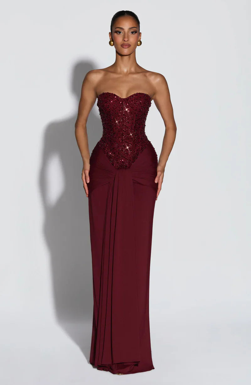 Abendkleid Damen burgunderrot figurbetont mit Herz-Ausschnitt - 1 - Atelier-Zofia