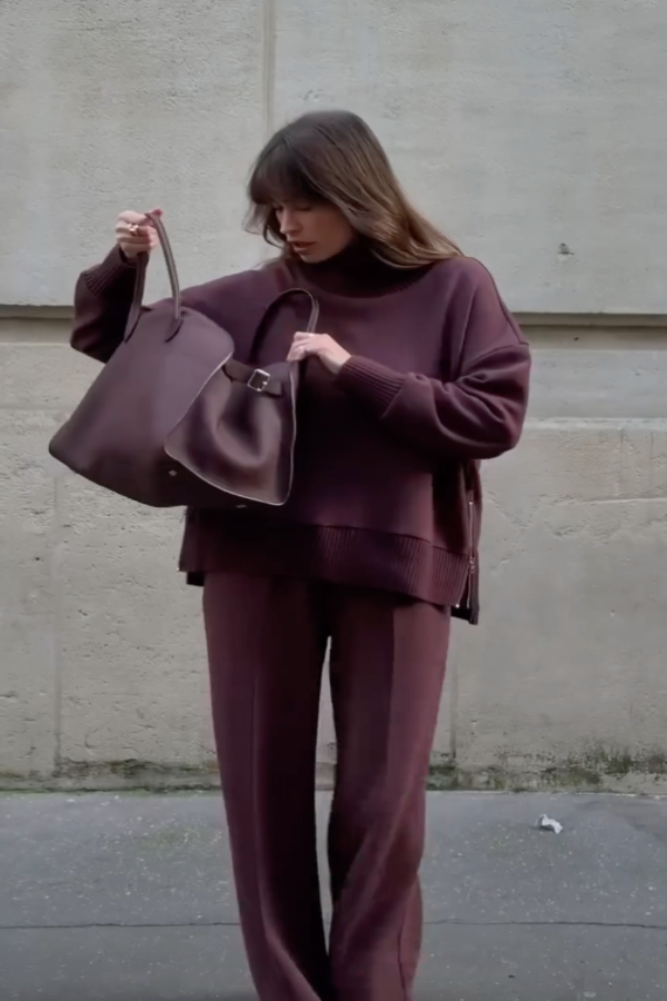 Outfit Damen burgunder weit mit lässigem Schnitt - 4 - Atelier-Zofia