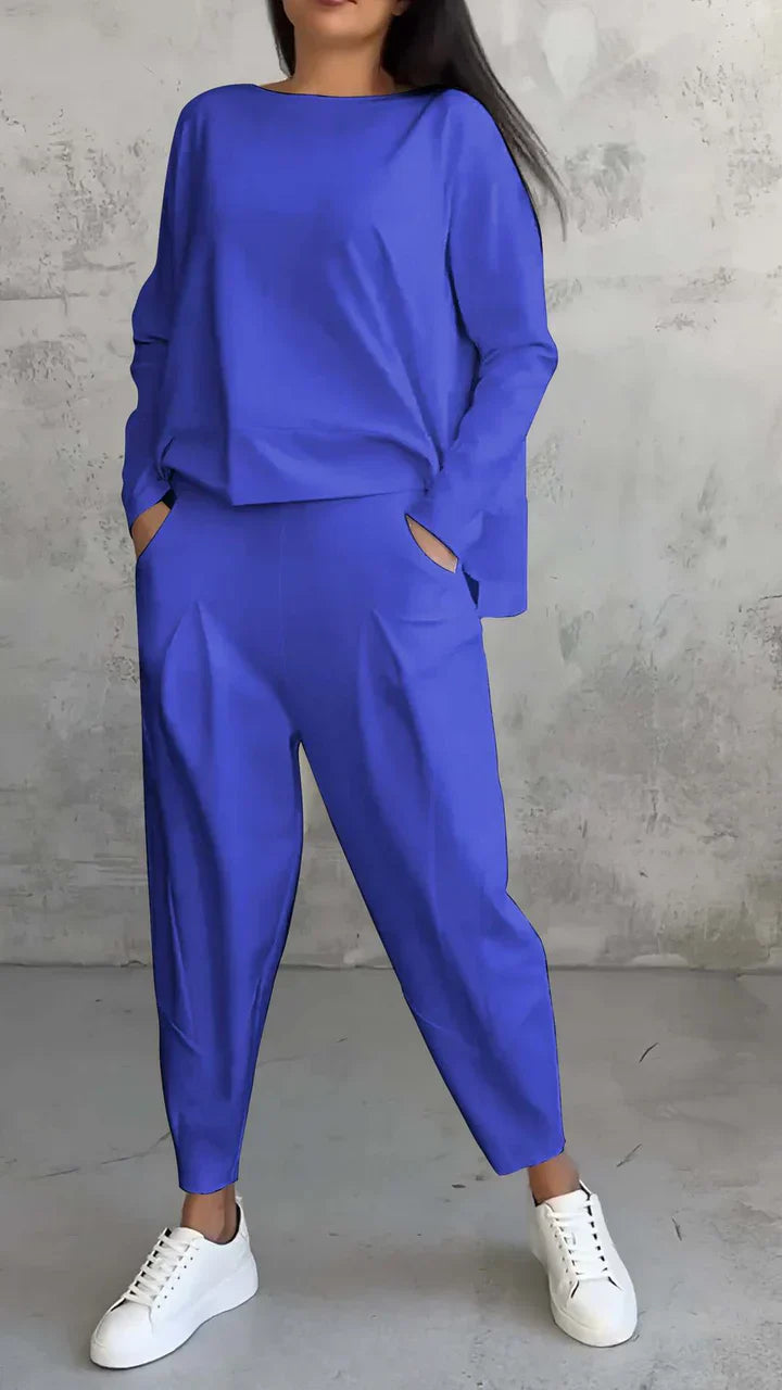 Outfit Damen weiß tailliert mit langen Ärmeln und praktischen Taschen - 3 - Atelier-Zofia
