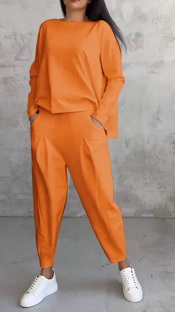Outfit Damen weiß tailliert mit langen Ärmeln und praktischen Taschen - 5 - Atelier-Zofia