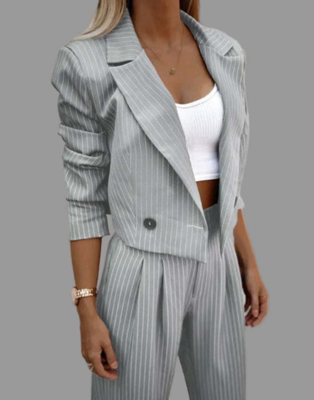 Outfit Damen grau tailliert mit Streifen und cropped Blazer - 2 - Atelier-Zofia