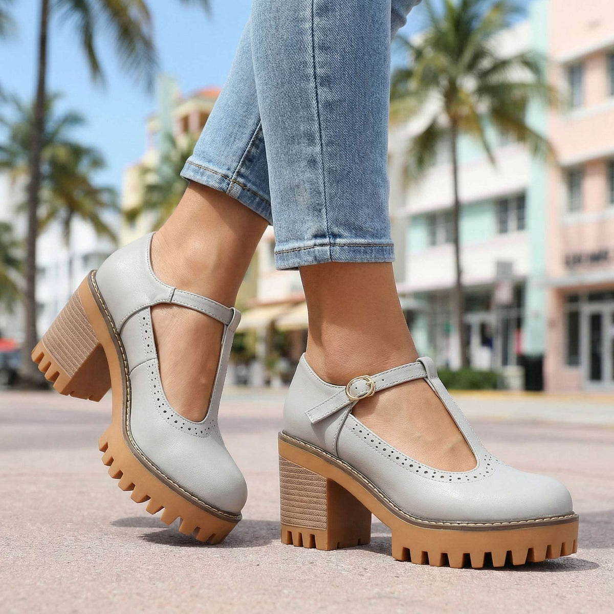 Heels Damen schwarz figurbetont mit T-Strap und Blockabsatz - 7 - Atelier-Zofia