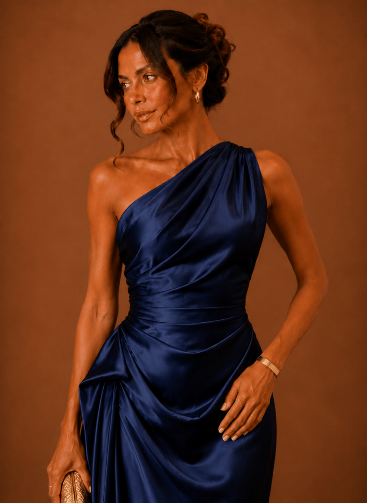 Abendkleid Damen himmelblau figurbetont mit asymmetrischem Ausschnitt - 7 - Atelier-Zofia