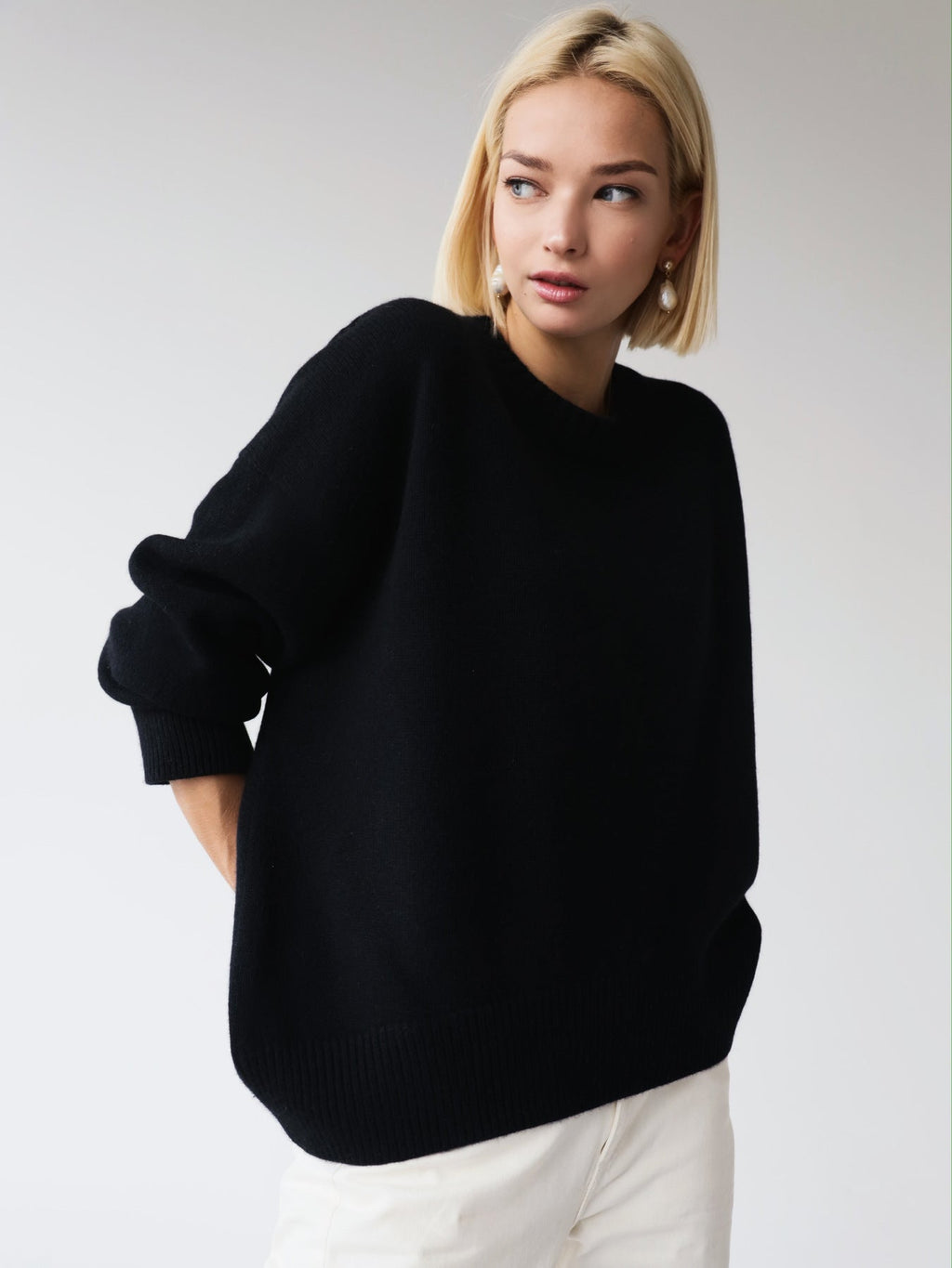 Pullover Damen blau weit mit Rundhalsausschnitt - 5 - Atelier-Zofia