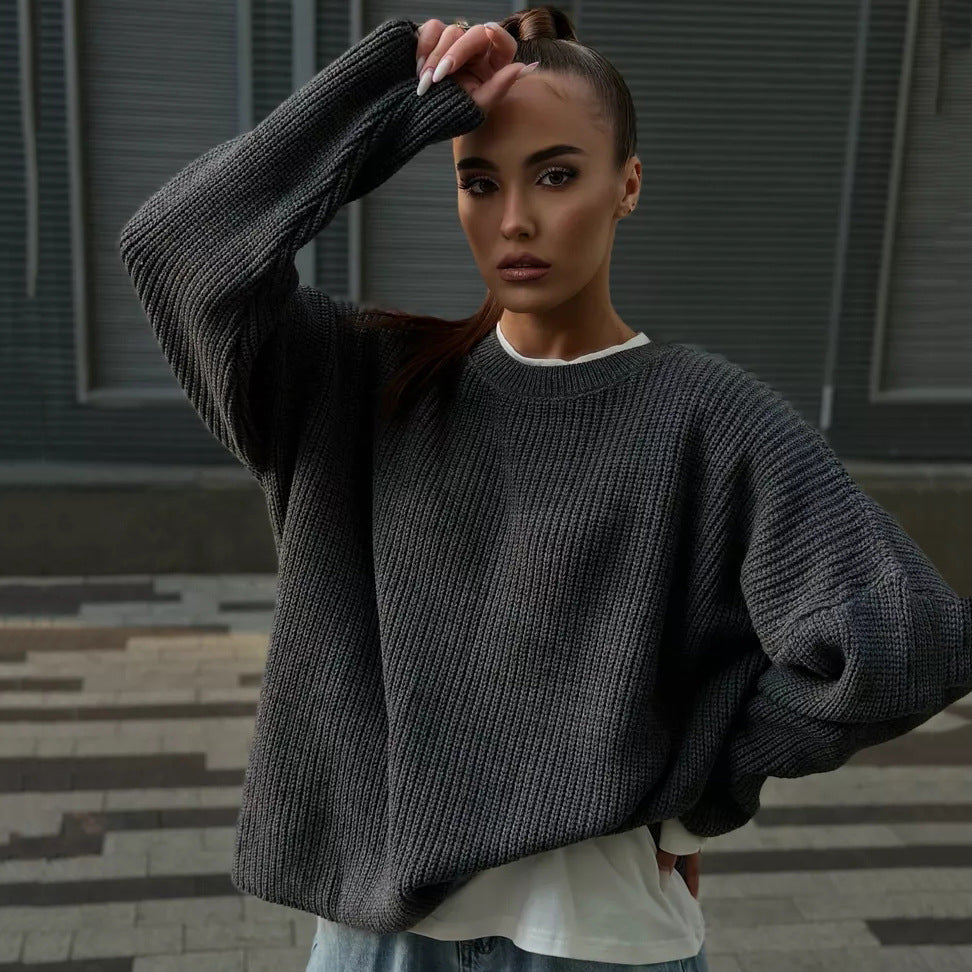 Pullover Damen beige weit mit Rundhalsausschnitt - 3 - Atelier-Zofia