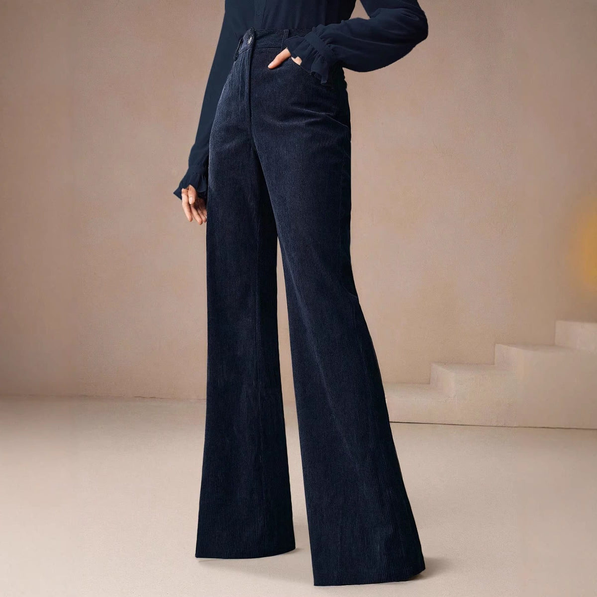 Hose Damen schwarz hochtailliert mit weitem Schnitt - 2 - Atelier-Zofia