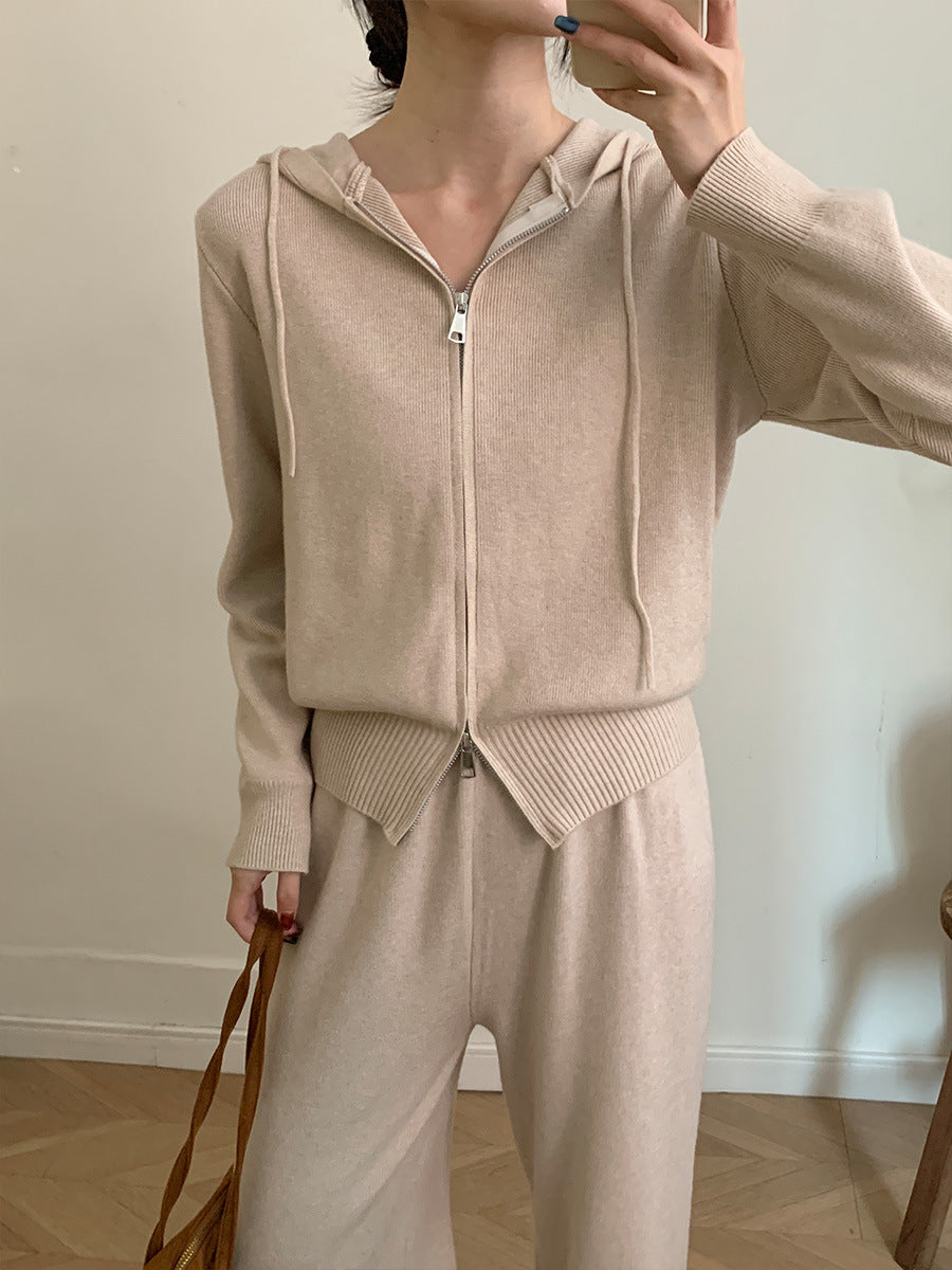 Outfit Damen weiß locker geschnitten mit Kapuze - 6 - Atelier-Zofia