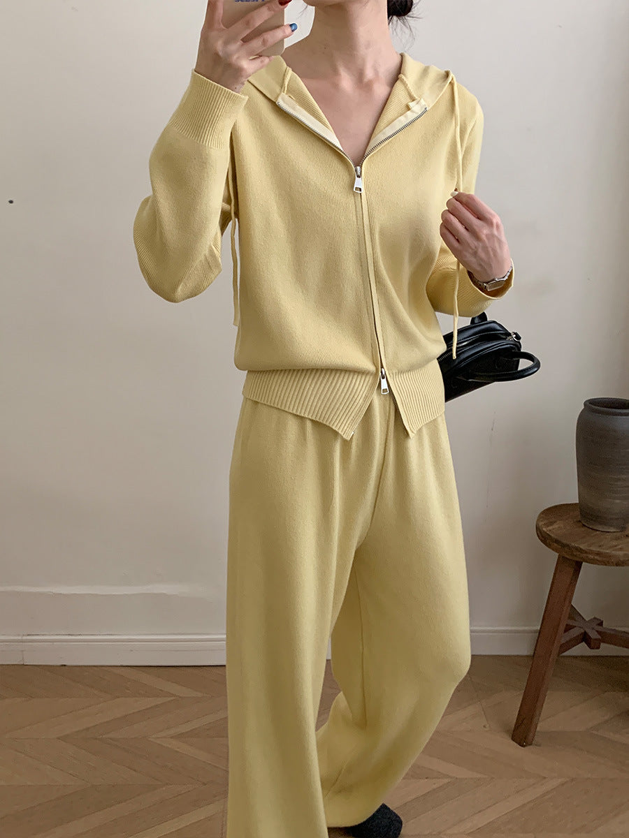 Outfit Damen weiß locker geschnitten mit Kapuze - 7 - Atelier-Zofia