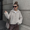 Pullover Damen grau lässig mit Stehkragen und Reißverschluss - 5 - Atelier-Zofia