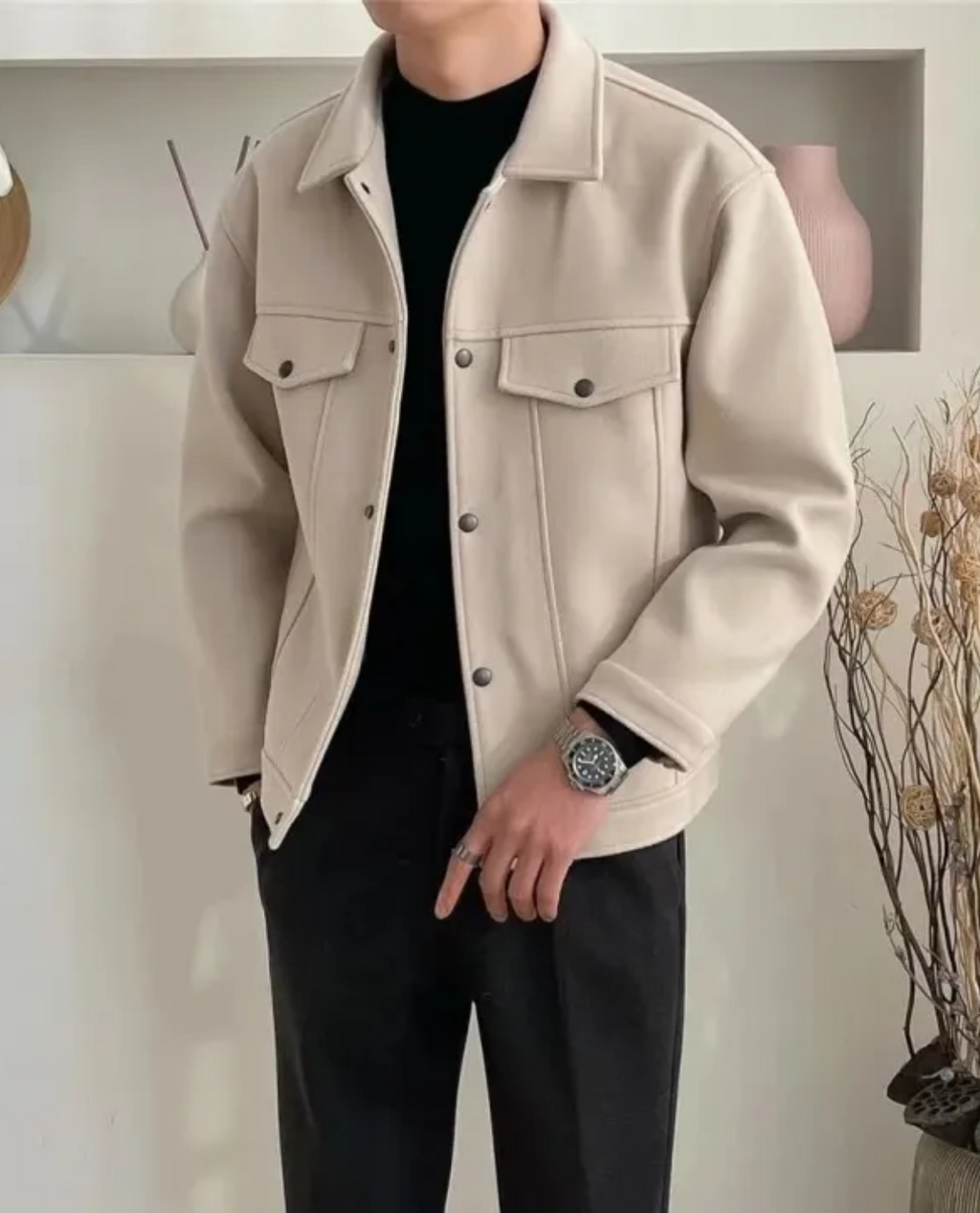 Jacke Herren beige tailliert mit Druckknöpfen und Brusttaschen - 1 - Atelier-Zofia