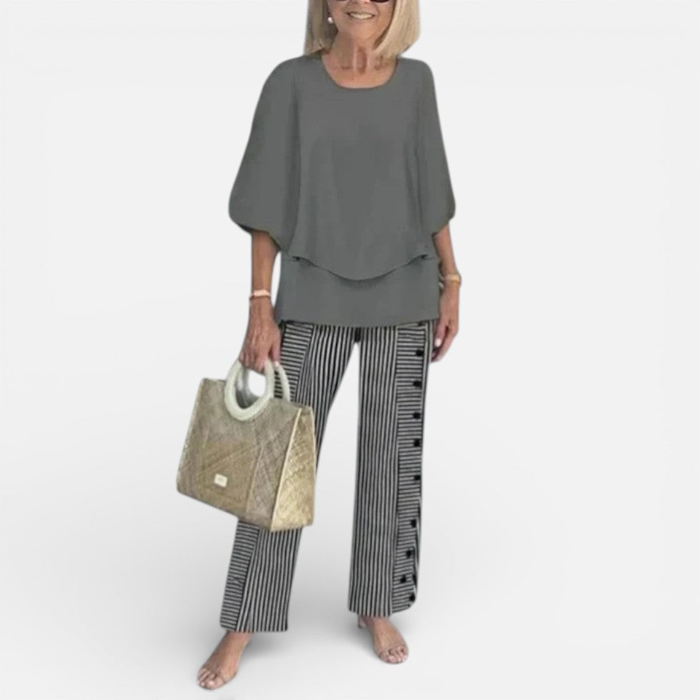 Outfit Damen schwarz figurbetont mit floralem Design - 5 - Atelier-Zofia