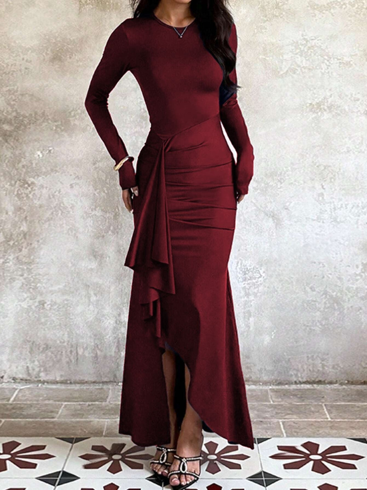 Maxikleid Damen schwarz figurbetont mit asymmetrischem Saum - 6 - Atelier-Zofia