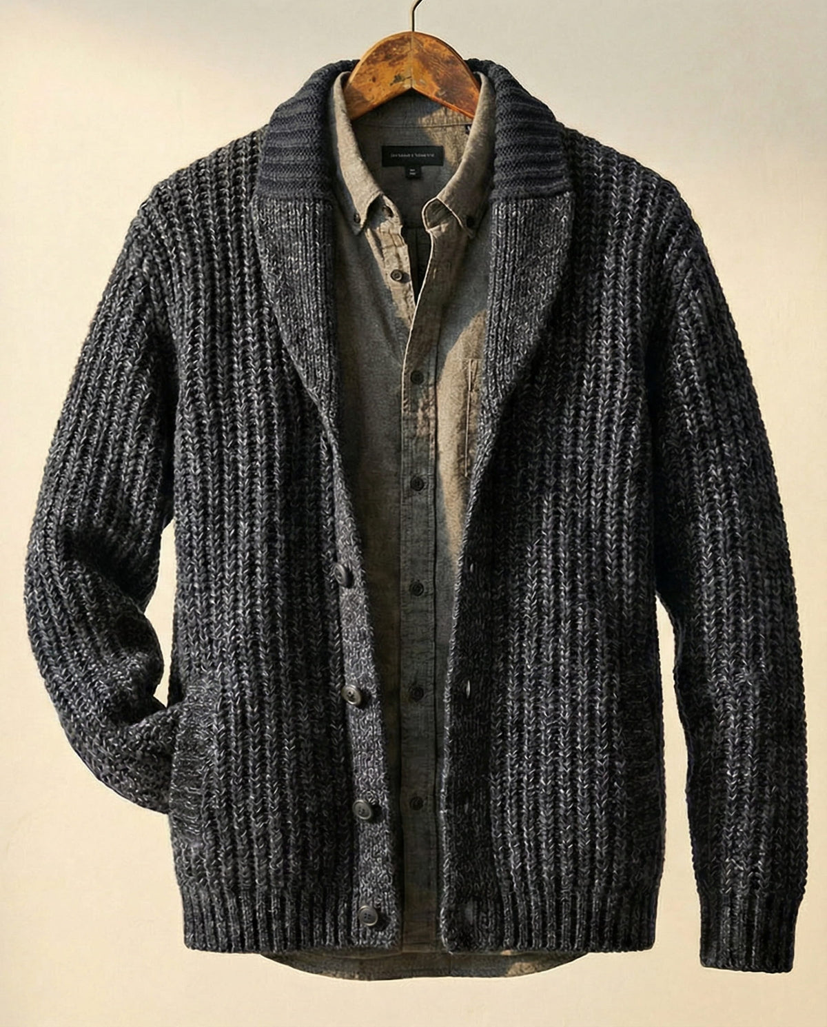Cardigan Herren grau strukturiert mit Schalkragen - 3 - Atelier-Zofia