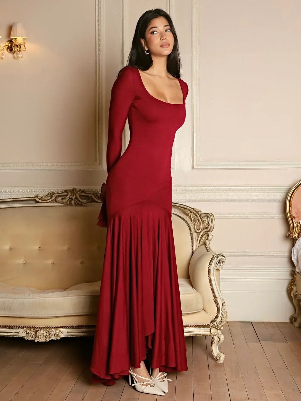 Maxikleid Damen rot figurbetont mit langen Ärmeln und Volants - 2 - Atelier-Zofia