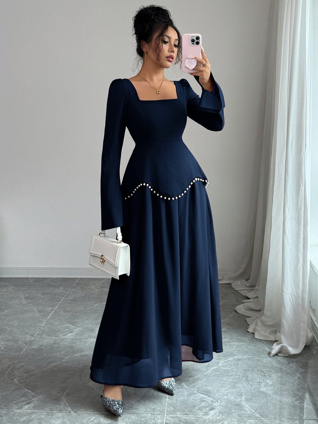 Maxikleid Damen burgunderrot figurbetont mit weitem Saum - 7 - Atelier-Zofia
