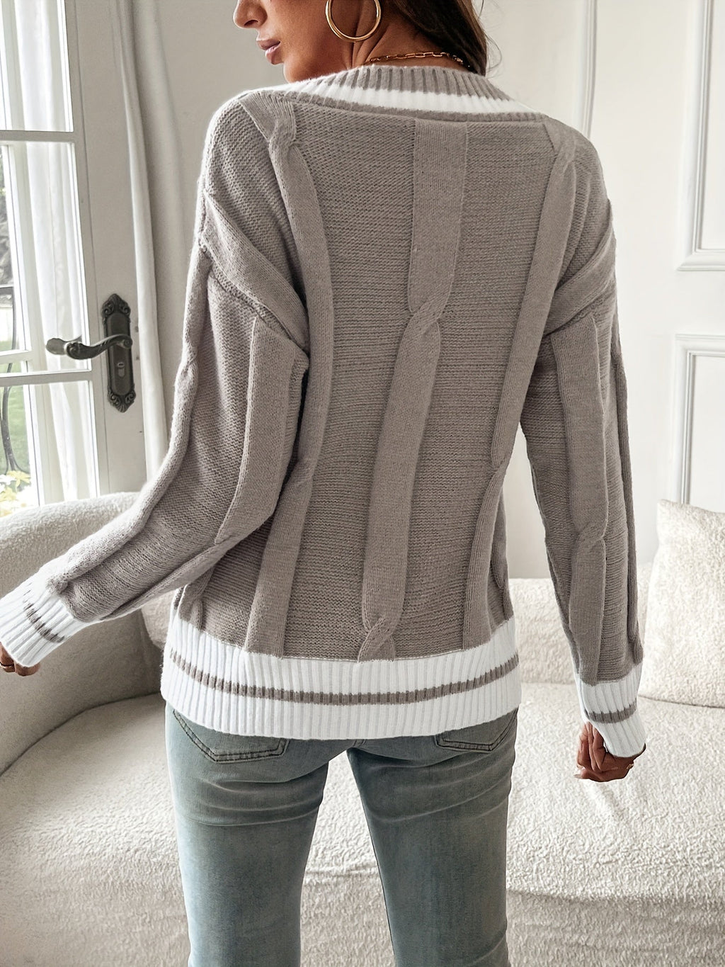 Pullover Damen grau tailliert mit V-Ausschnitt und Streifen - 6 - Atelier-Zofia