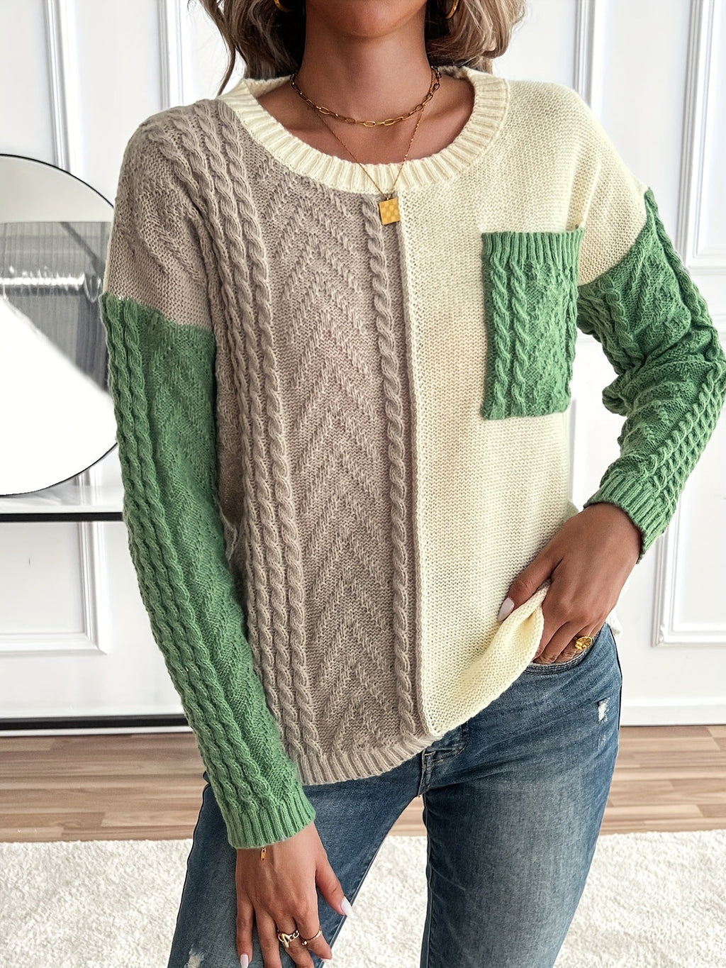 Pullover Damen grün-beige mit Zopfmuster und lockerer Passform - 5 - Atelier-Zofia