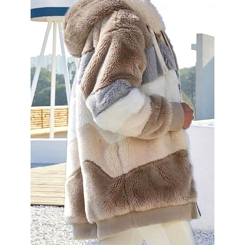 Damen Jacke grün oversized mit Kapuze und Reißverschluss - 4 - Atelier-Zofia