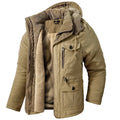 Jacke Herren grün tailliert mit Kapuze und vielen Taschen - 1 - Atelier-Zofia