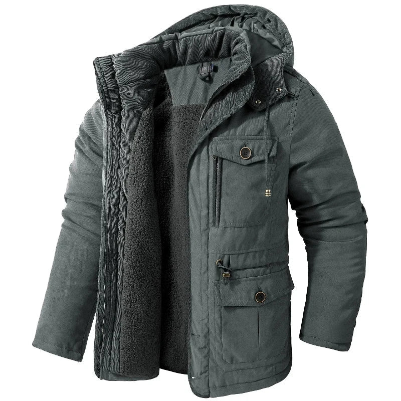Jacke Herren grün tailliert mit Kapuze und vielen Taschen - 4 - Atelier-Zofia