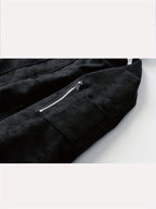 Jacke Herren schwarz mit Kapuze und praktischen Taschen - 5 - Atelier-Zofia