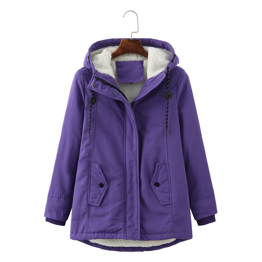 Damen Winterjacke olivgrün mit Kapuze und seitlichen Taschen - 3 - Atelier-Zofia