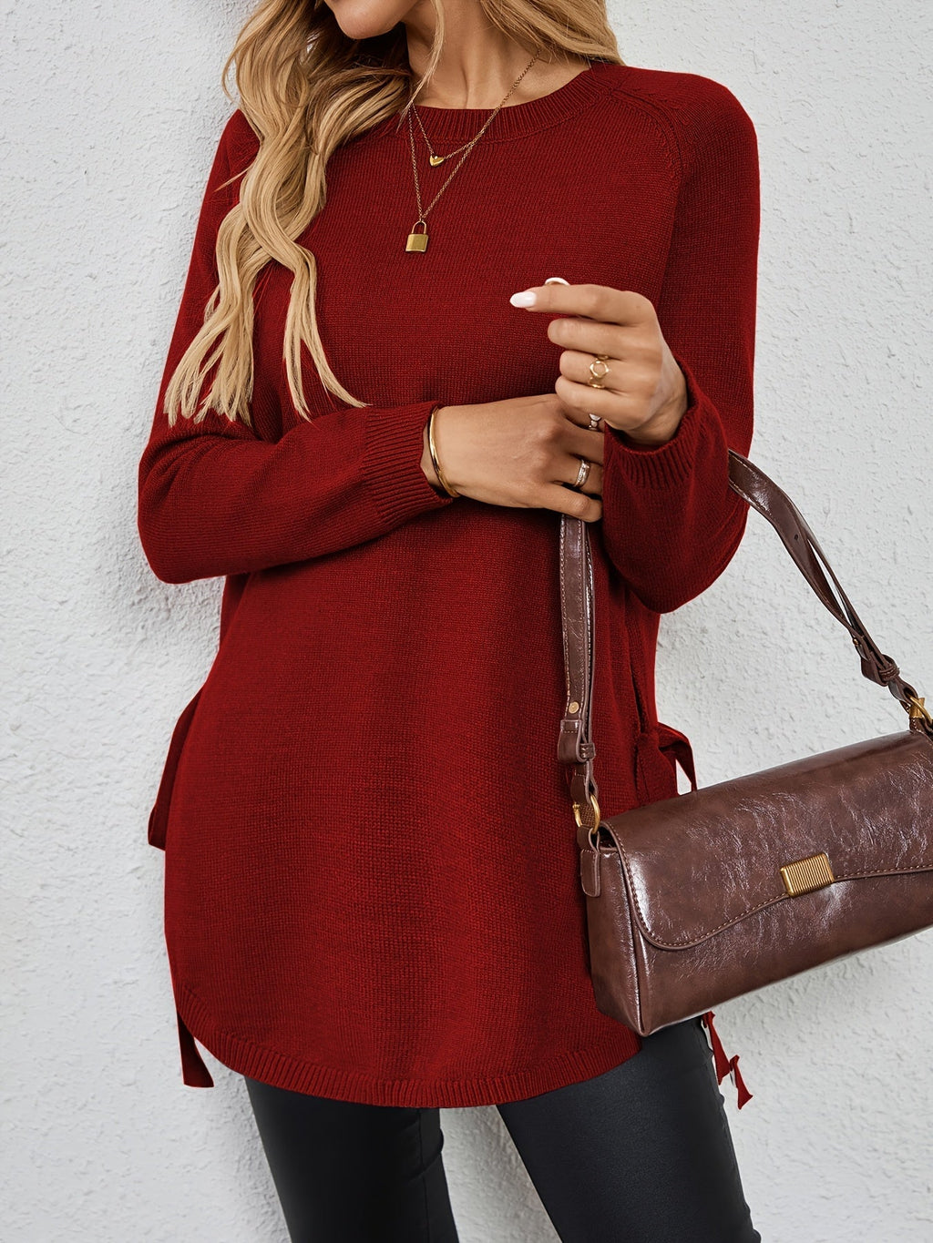 Pullover Damen dunkelrot mit seitlichen Bändern und langen Ärmeln - 6 - Atelier-Zofia