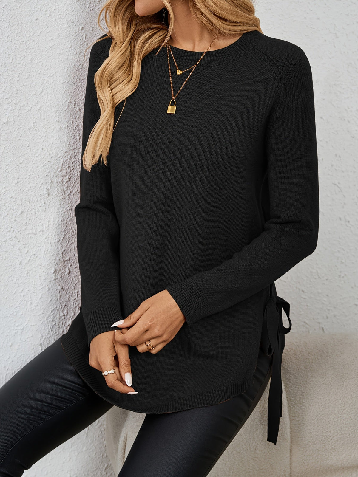 Pullover Damen dunkelrot mit seitlichen Bändern und langen Ärmeln - 24 - Atelier-Zofia
