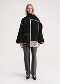 Jacke Damen schwarz weit mit Taschen und Fransen - 1 - Atelier-Zofia