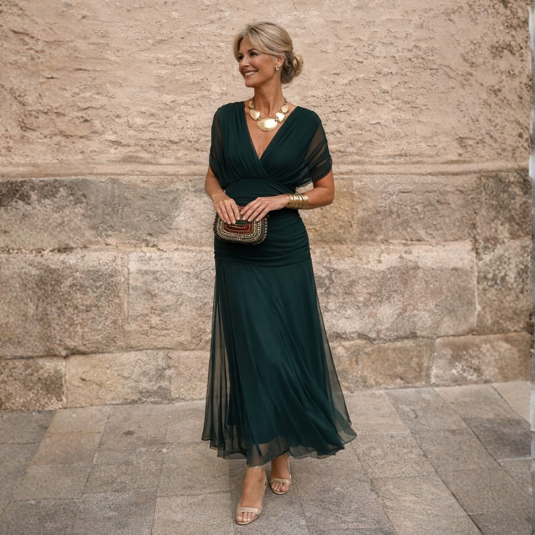Maxikleid Damen grün figurbetont mit V-Ausschnitt und kurzen Ärmeln - 1 - Atelier-Zofia