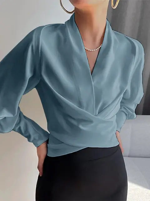 Bluse Damen schwarz tailliert mit V-Ausschnitt und Puffärmeln - 4 - Atelier-Zofia