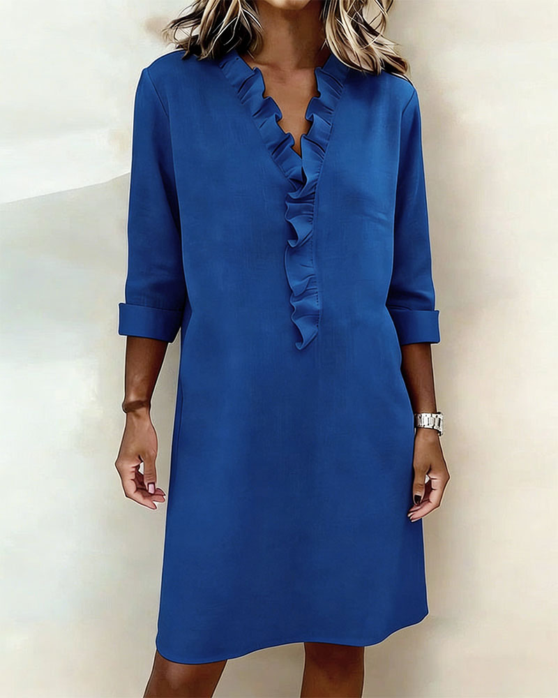 Kleid Damen rosa figurbetont mit V-Ausschnitt und Rüschen - 2 - Atelier-Zofia