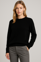 Pullover Damen schwarz locker geschnitten mit Rundhalsausschnitt - 1 - Atelier-Zofia