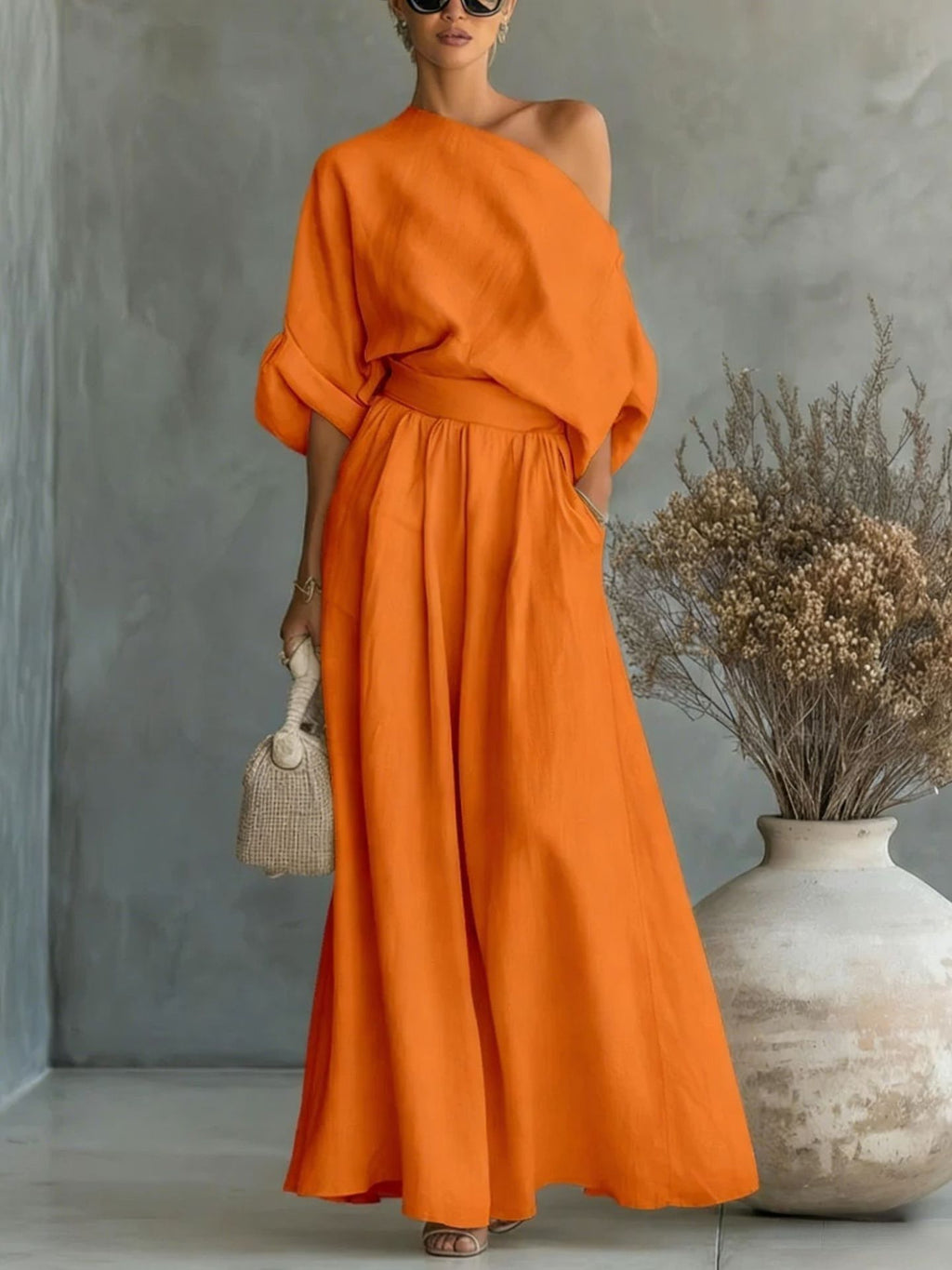 Maxikleid Damen schwarz figurbetont mit schulterfreiem Design - 5 - Atelier-Zofia