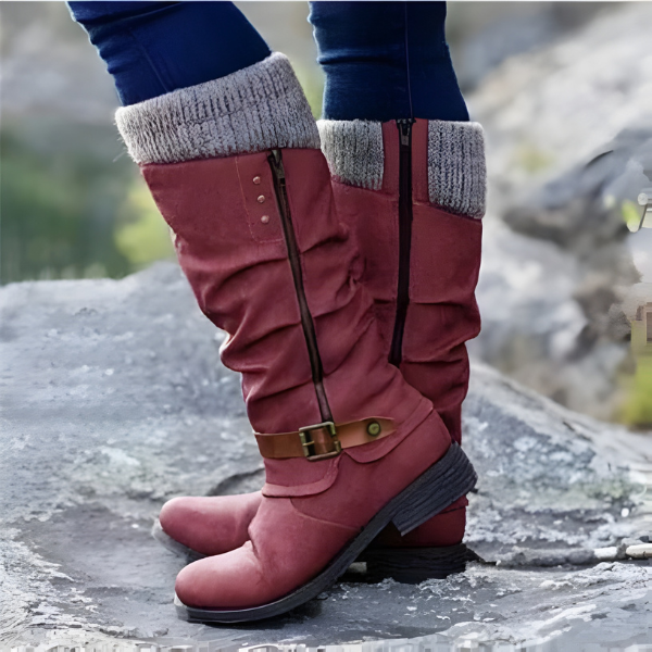 Stiefel Damen schwarz figurbetont mit Falten und modischem Riemen - 2 - Atelier-Zofia