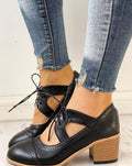 Heels Damen grau figurbetont mit Schnürung und Brogue-Details - 2 - Atelier-Zofia