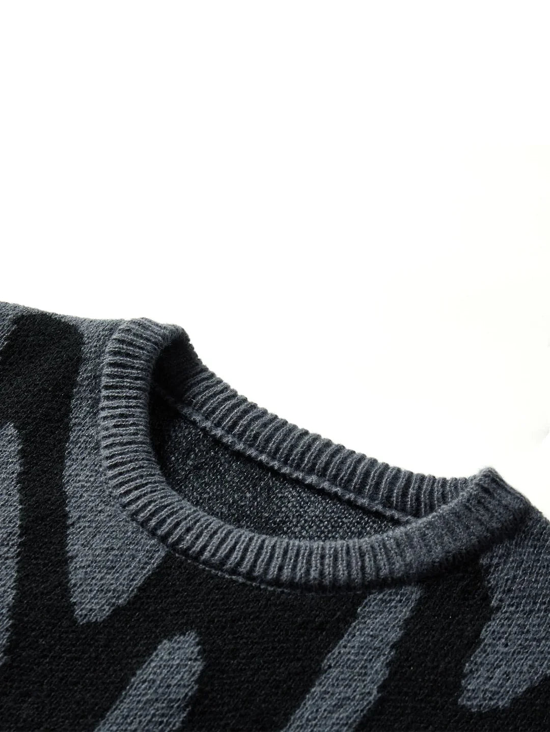 Pullover Herren grau mit kreativem Muster und lockerem Schnitt - 7 - Atelier-Zofia
