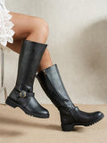Reiterstiefel Damen schwarz figurbetont mit praktischem Reißverschluss - 1 - Atelier-Zofia